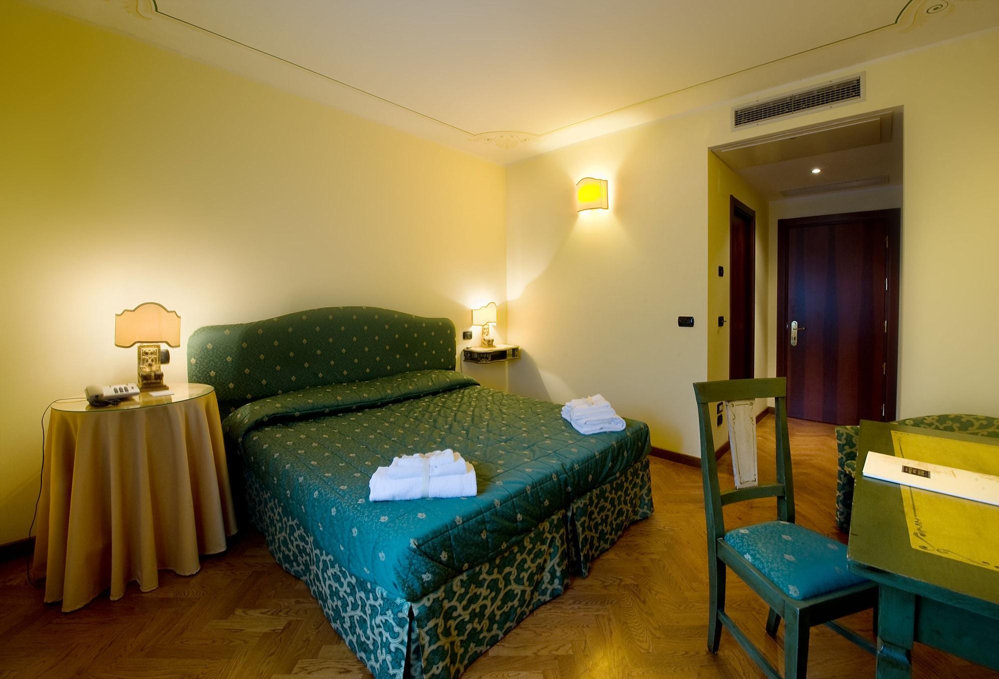 Hotel Relais Dell'Olmo Perugia Esterno foto