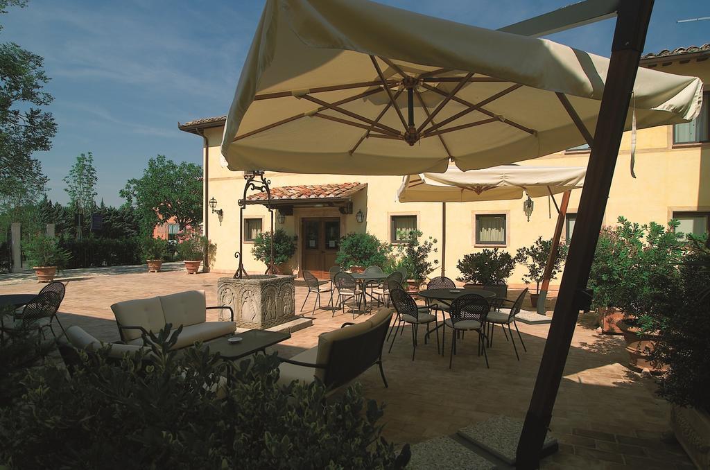 Hotel Relais Dell'Olmo Perugia Esterno foto
